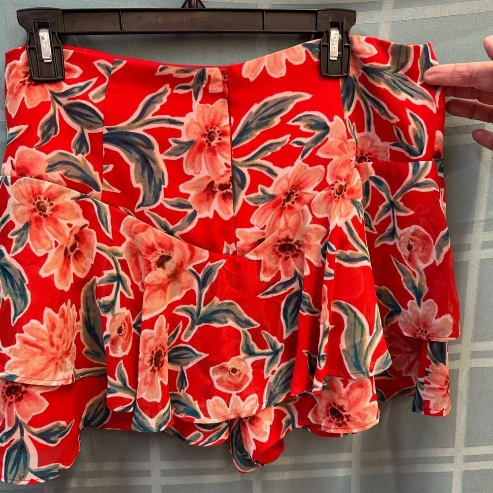 Show Me Your MuMu Red Floral Skort